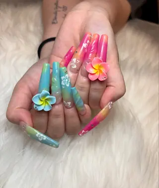 ネイル ulu nailsalon所属・ulu nail しえるのネイルデザイン