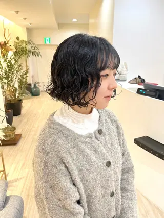 ショート パーマ Kuku所属・つぼみ/パーマ ／レイヤー／ボブのヘアスタイル