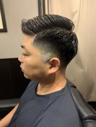 ショート メンズ LAVIE the BARBER所属・徒歩5分ビジネスマン カット👦🏻うしだのヘアスタイル