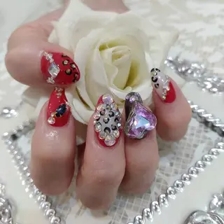 ネイル エステとネイル ローズコンフォートのネイルデザイン