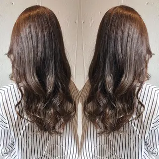 ロング あらき ちさとのヘアスタイル