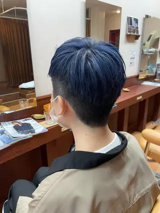 ショート カラー ルキ🌈ブリーチカラ ー&メンズパーマ🦄のヘアスタイル