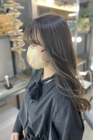 ロング カラー 菊地 紗矢のヘアスタイル