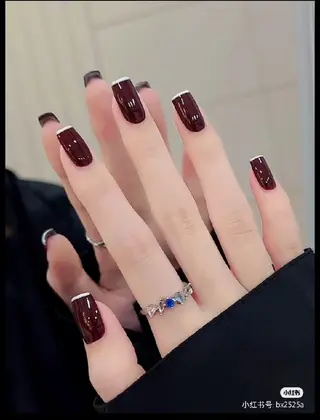 ネイル Theone栄店 伊藤のネイルデザイン