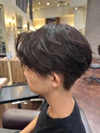 パーマ メンズ フェザーパーマ 安藝颯/メンズカットのヘアスタイル