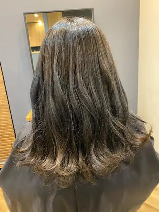 ロング カラー ⭐️透明感カラー/ パーマ⭐️宮野翔のヘアスタイル