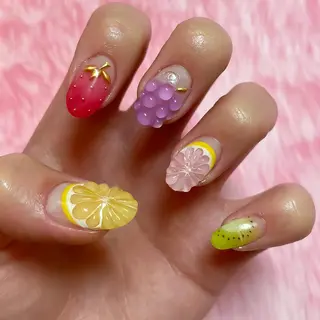 ネイル f'bloom L’ecrinのネイルデザイン