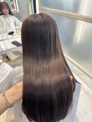 よねけん😁 透明感/艶感のヘアスタイル