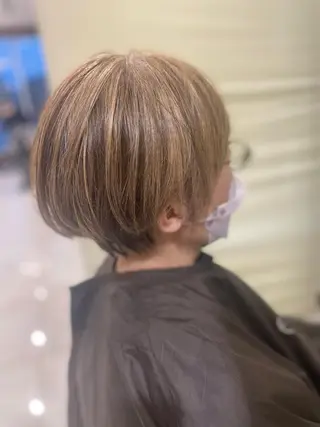 ショート カラー メンズ 佐々木 麻純のヘアスタイル