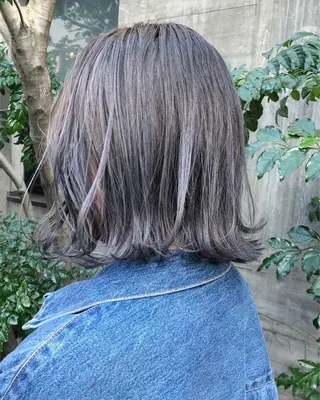 カラー ニシオカ タクヤのヘアスタイル