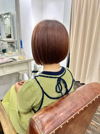 ショート レイヤー ハイトーン 暖色⭐︎KANAKOのヘアスタイル