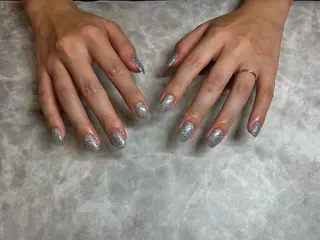 ネイル Rich to半田店所属・榊原 千莉のネイルデザイン