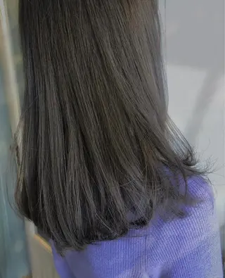 セミロング roka ノゾミのヘアスタイル