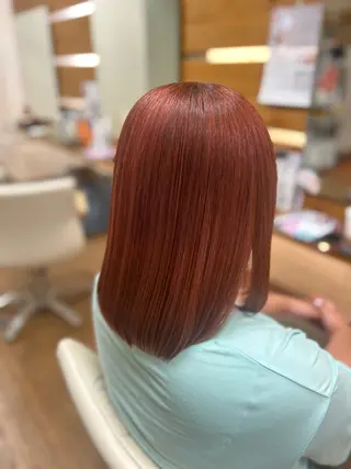 ミディアム 神谷 千明のヘアスタイル