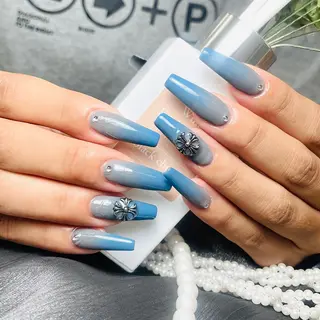 ネイル star nail salon所属・X INのネイルデザイン