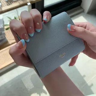 ネイル emanon 新宿東口店所属・nailist akariのネイルデザイン