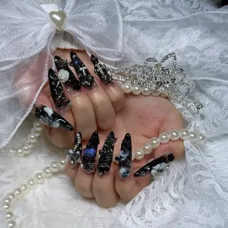 ネイル nailsalonANNA所属・濱田 杏奈のネイルデザイン