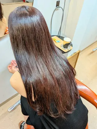 ロング 西川 智葉のヘアスタイル