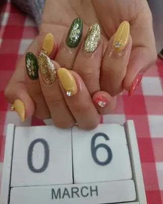 ネイル JEWEL nailのネイルデザイン