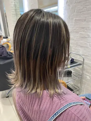 ミディアム 🍀透明感抜群🍀/ ハイトーンカラーのヘアスタイル