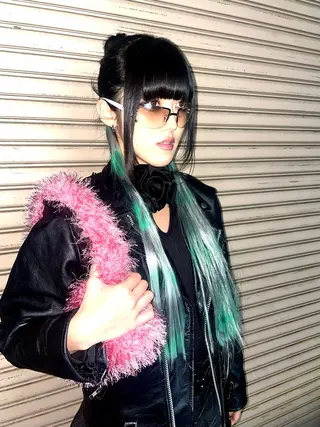 ロング ヘアアレンジ デザインカラー⭐︎★ 🐆hyoma🐆のヘアスタイル