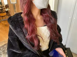 セミロング NUMBER 天王寺YUYAのヘアスタイル