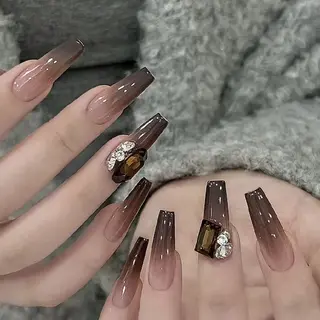 ネイル 鈴木 彩星のネイルデザイン