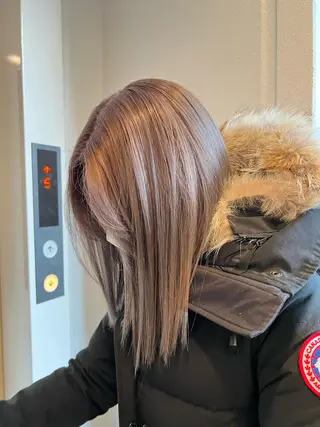 カラー ハイトーン&髪質改善 &韓国エクステ🤎のヘアスタイル