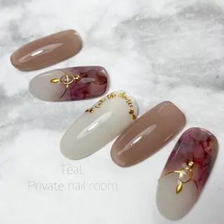 ネイル TeaL nailのネイルデザイン