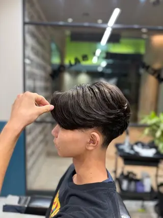 ショート パーマ メンズ シフト今泉所属・ヨネダ コウヘイのヘアスタイル