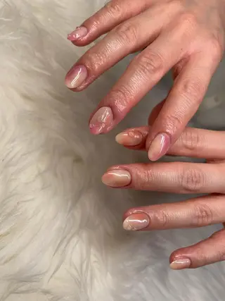 ロング カラー ヘアアレンジ キッズ ネイル マツエク・マツパ アイブロウ 福田 加奈のネイルデザイン