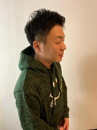 ミディアム メンズ HIROGINZAプレミアムバーバー赤坂店所属・田中 千恩のヘアスタイル