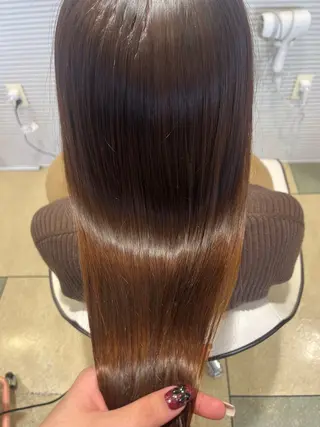 ロング カラー ベージュカラー⌇﻿ くびれヘア.𐙚心音のヘアスタイル