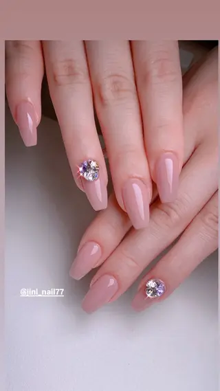 ネイル JINI NAIL所属・ジニ ネイルのネイルデザイン