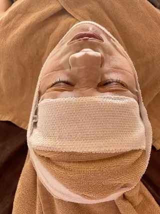 BLUE ROSE Nail所属・BELL.Salon Group Nailのネイルデザイン