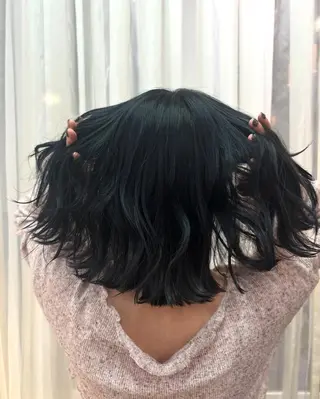 ショート カラー ooit所属・ooitヨシダ ミナミのヘアスタイル