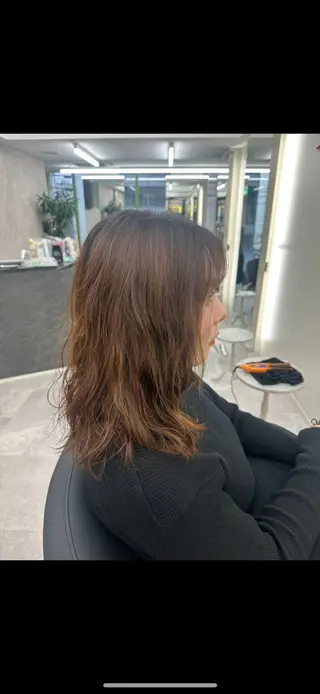 ミディアム パーマ ヘアアレンジ 縮毛矯正/艶カラー /髪質改善/なんばのヘアスタイル