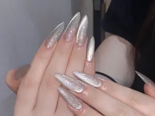 ネイル Dark honey スカルプ専門原宿店のネイルデザイン