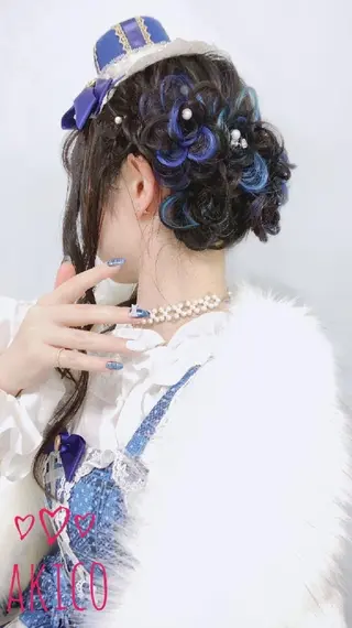 ロング ヘアアレンジ LUXBE GALLERY なんば駅前店所属・ラックスビーギャラリ ー AKICOのヘアスタイル