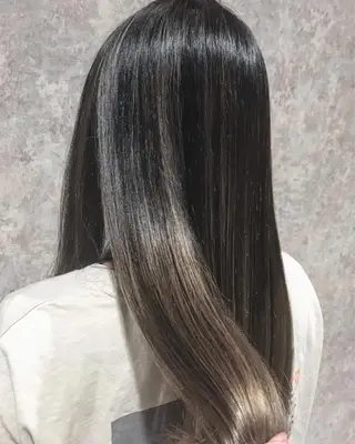 ロング Blanco 村松 美里のヘアスタイル