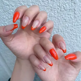 ネイル 【カメレオン】 上村 祥子のヘアスタイル