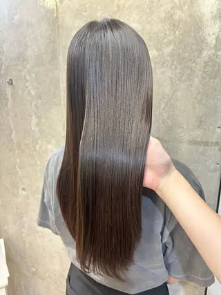 ロング 柴田 すず花のヘアスタイル