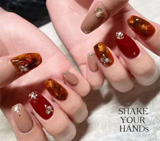 ネイル ネイルスタジオ シェイクユアハンズのネイルデザイン