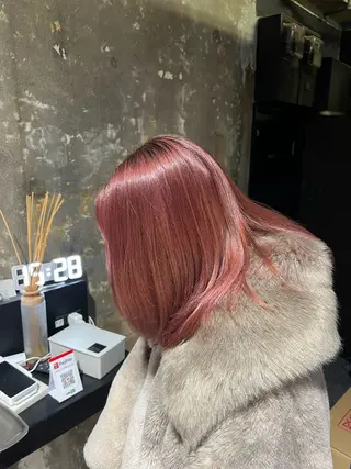 カラー 久永 菫のヘアスタイル