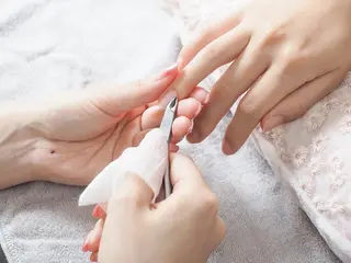 Lovinなんばスカイオ店所属・Shikata Asukaのネイルデザイン