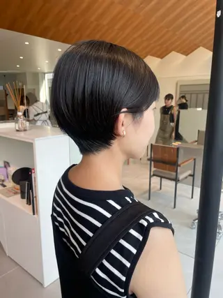 ショート LOREN  AO所属・梅田 千亜希のヘアスタイル