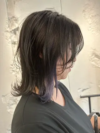 カラー 大塚 夏生のヘアスタイル