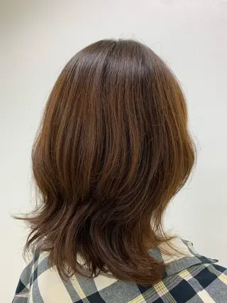 ミディアム 遊佐 瑞紀のヘアスタイル