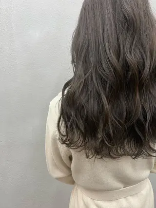 セミロング 亀田 泰生のヘアスタイル