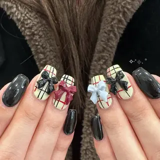 ネイル fein. Matsuri🎀のネイルデザイン